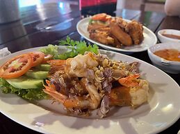 Sailom Resort Bangsaphan