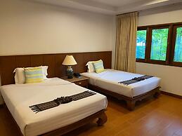 Sailom Resort Bangsaphan