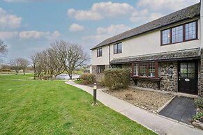 Host Stay Providence Cottage