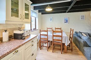 Host Stay Providence Cottage