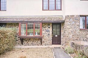 Host Stay Providence Cottage