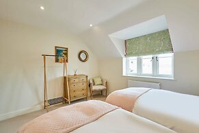 Host Stay Kittiwake Cottage