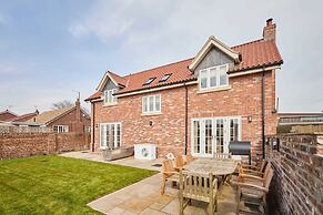 Host Stay Kittiwake Cottage