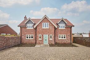 Host Stay Kittiwake Cottage