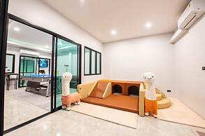 Level Flow pool villa Pattaya