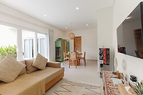 Mata Biru Villa by Betterplace