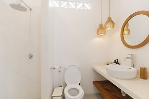 Mata Biru Villa by Betterplace