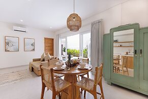 Mata Biru Villa by Betterplace