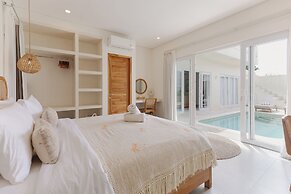 Mata Biru Villa by Betterplace