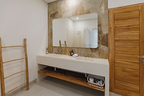 Mata Biru Villa by Betterplace