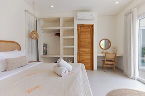 Mata Biru Villa by Betterplace