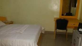 U.I HOTEL