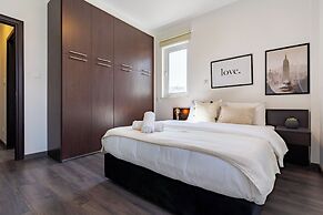 Harbor Apartments in Larnaca