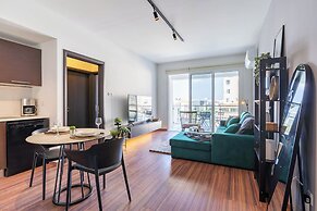 Harbor Apartments in Larnaca