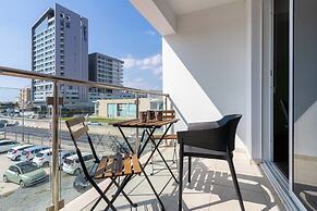 Harbor Apartments in Larnaca