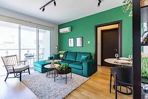 Harbor Apartments in Larnaca