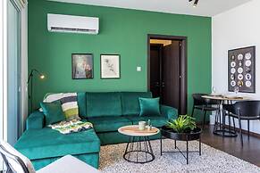 Harbor Apartments in Larnaca