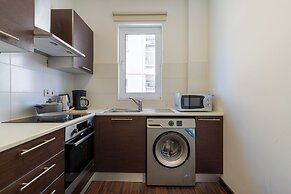 Harbor Apartments in Larnaca