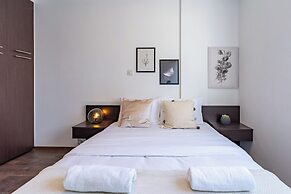 Harbor Apartments in Larnaca