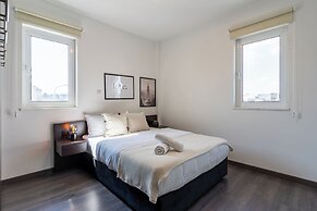 Harbor Apartments in Larnaca