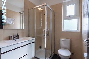 Harbor Apartments in Larnaca