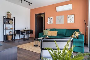 Harbor Apartments in Larnaca