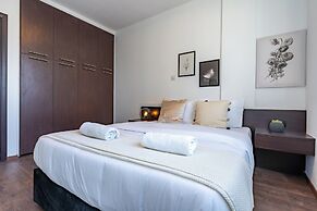 Harbor Apartments in Larnaca