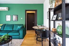 Harbor Apartments in Larnaca