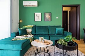 Harbor Apartments in Larnaca