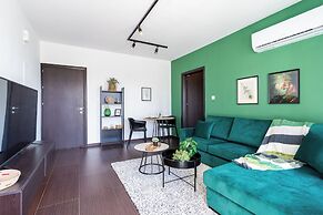 Harbor Apartments in Larnaca