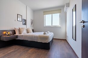 Harbor Apartments in Larnaca