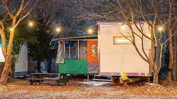 Chuncheon Free People's Caravan Pension