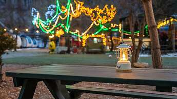 Chuncheon Free People's Caravan Pension