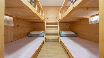 Chuncheon Free People's Caravan Pension