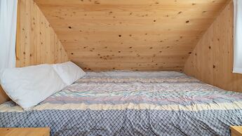 Chuncheon Free People's Caravan Pension