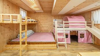 Chuncheon Free People's Caravan Pension