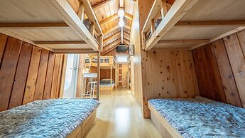 Chuncheon Free People's Caravan Pension