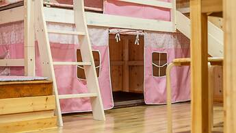 Chuncheon Free People's Caravan Pension