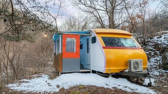 Chuncheon Free People's Caravan Pension