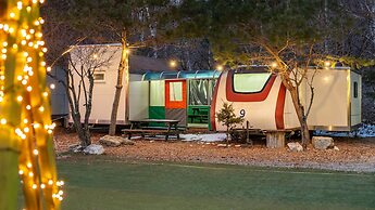 Chuncheon Free People's Caravan Pension