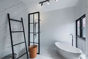 Canggu Loft Villa by Betterplace