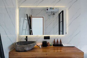 Canggu Loft Villa by Betterplace