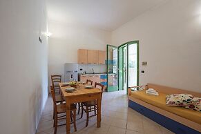 Family Village Pool And Sea