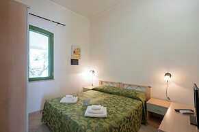 Family Village Pool And Sea