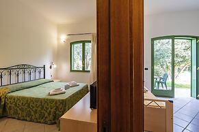 Family Village Pool And Sea