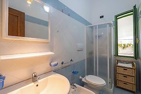 Family Village Pool And Sea