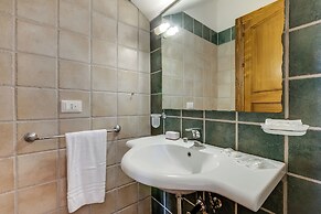 Family Village Pool And Sea