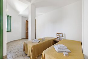 Family Village Pool And Sea