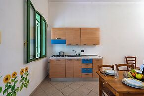 Family Village Pool And Sea