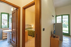 Family Village Pool And Sea